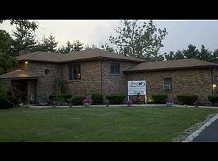 8285 Bunkum Rd, Caseyville, IL 62232