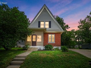 206 W 2nd St, Silver Grove, KY 41085