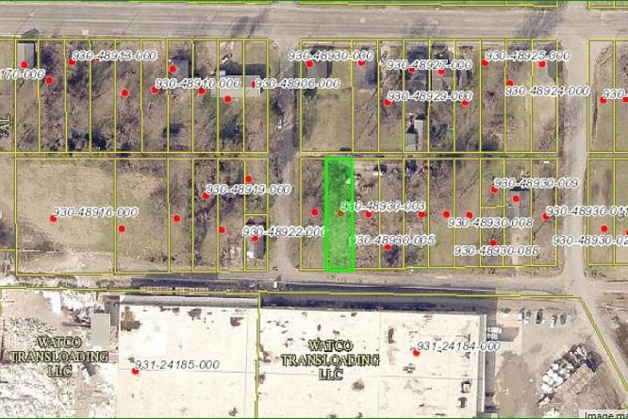 1st image of 3005 E 2nd Ave