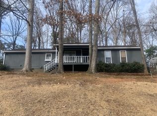540 Valley Creek Rd SW, Mableton, GA 30126