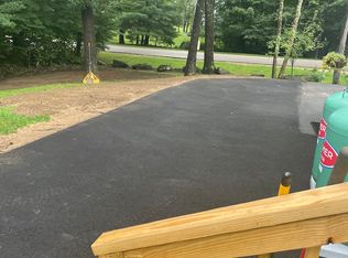 4 Ledgewood Ln #1, Epping, NH 03042