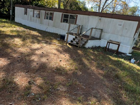 355 Pine Cir #F4