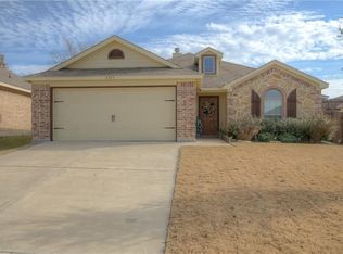 2325 Halladay Trl, Fort Worth, TX 76108