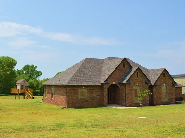 1835 County Road 1208, Tuttle, OK 73089
