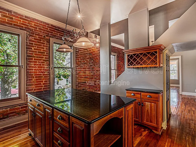 2105 W 31st Ave — Photo 10