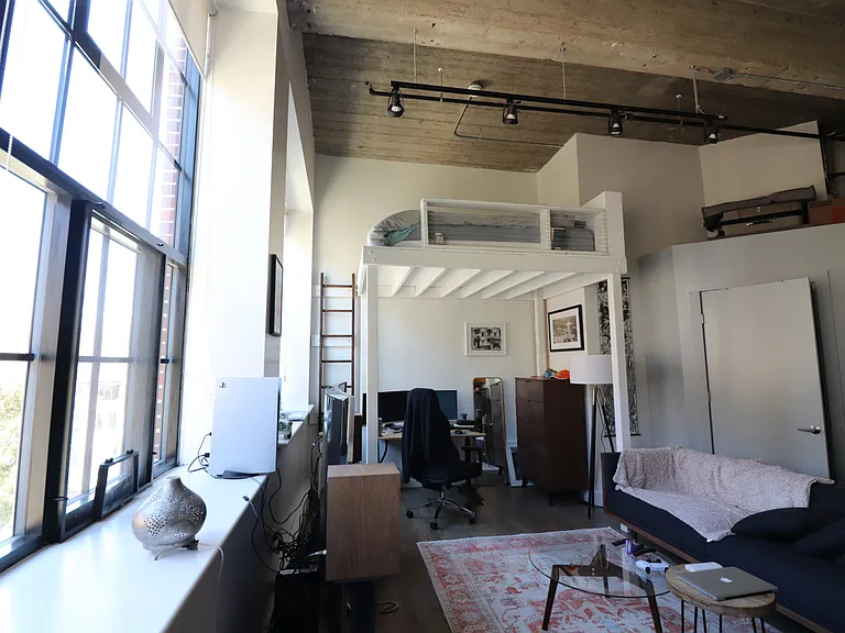 20 Sunnyside St #15 — Photo 7