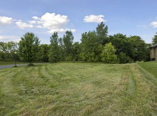 2405 Cambridge Way, Shakopee, MN 55379