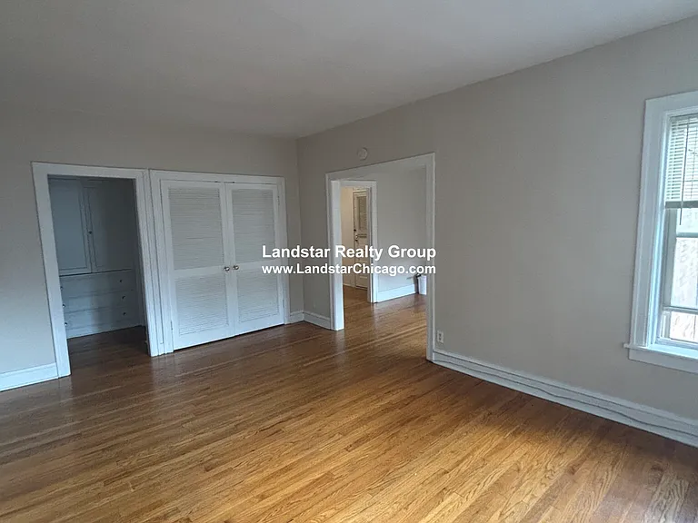 828 Reba Pl #3S — Photo 6