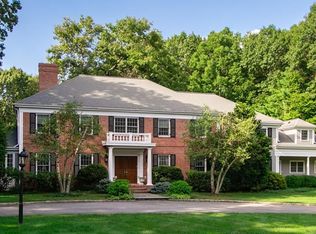 4 Garland Rd, Lincoln, MA 01773