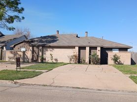 5436 Parkridge Dr, Houston, TX