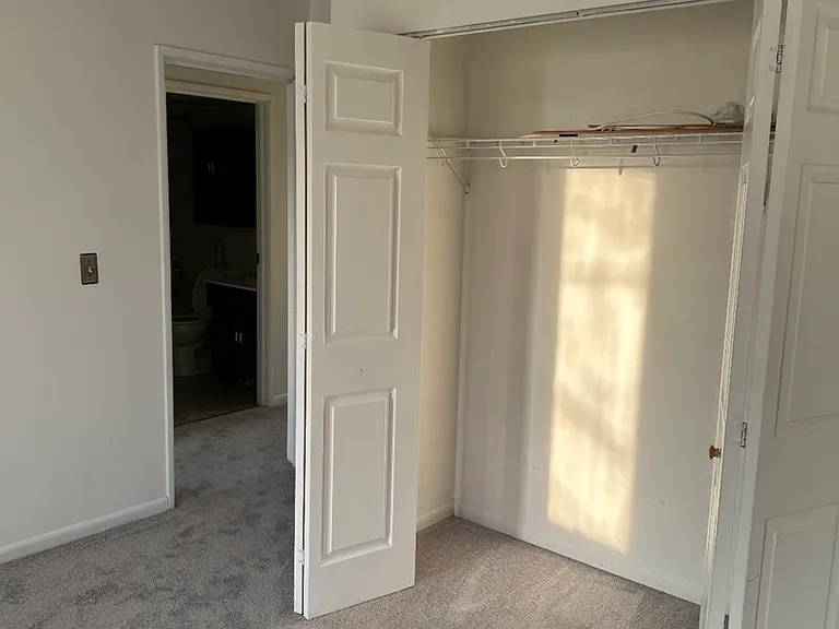 533 Thomas Rd — Photo 9