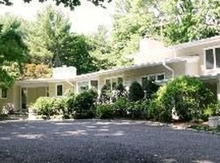 327 Stanwich Rd, Greenwich, CT 06830