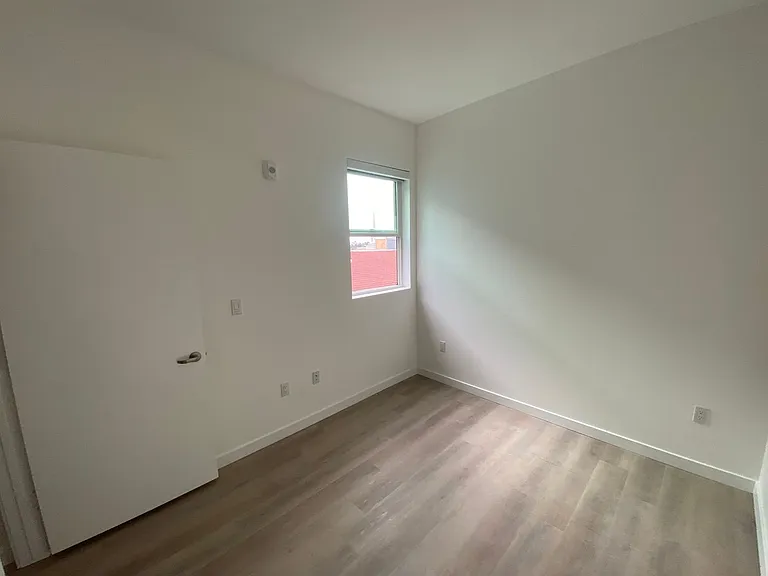 4015 Richmond St #403 — Photo 14