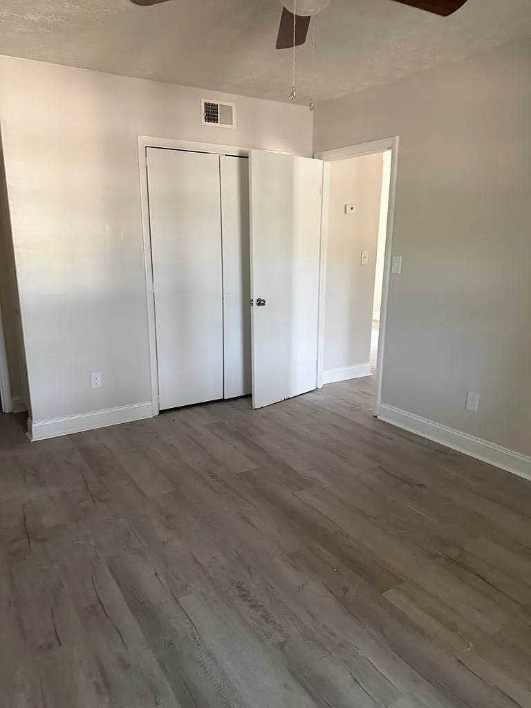 1 bed, 1.0 bath, 900 sqft, $825 — Photo 4
