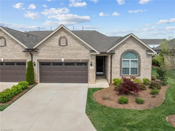 1593 Oakbluffs Dr, Colfax, NC 27235