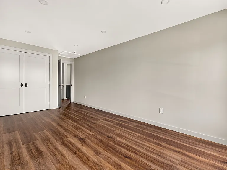 176 Hudson St #4 — Photo 14