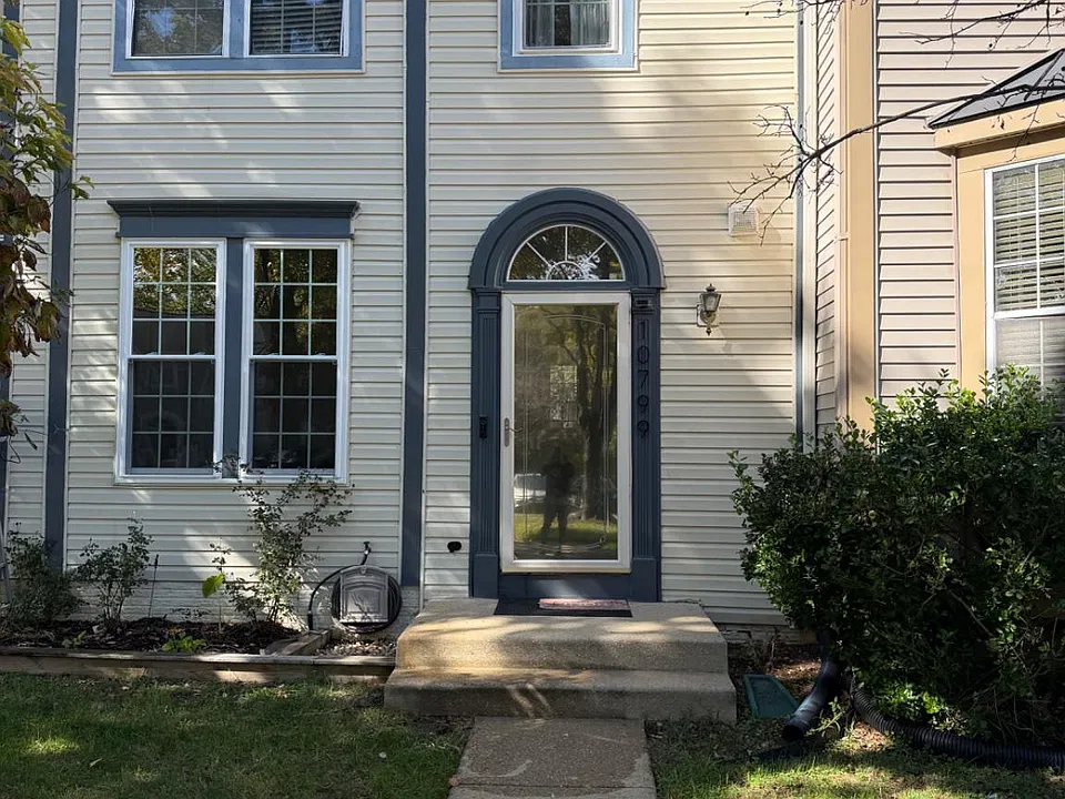 10799 Kitchener Ct