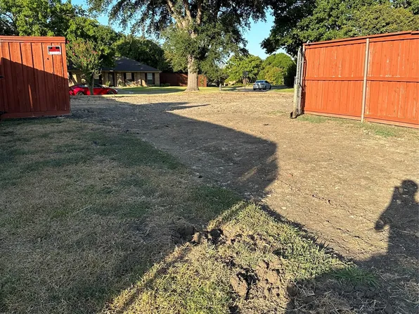 5404 Coronado Dr, Garland, TX 75043