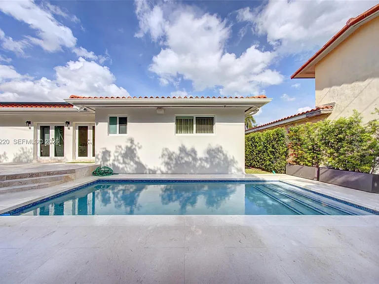 3508 Crystal View Ct — Photo 30