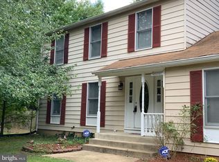 2116 Powder Horn Dr, Fort Washington, MD 20744