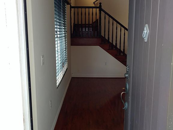 3rd image of 11120 Excelsior Dr Unit B