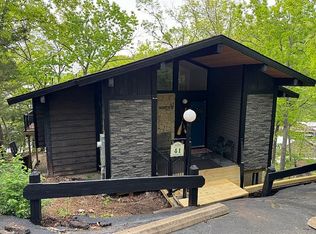 41 Tavern Cay Dr, Osage Beach, MO 65065