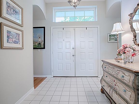 5th image of 7023 Pine Hollow Dr