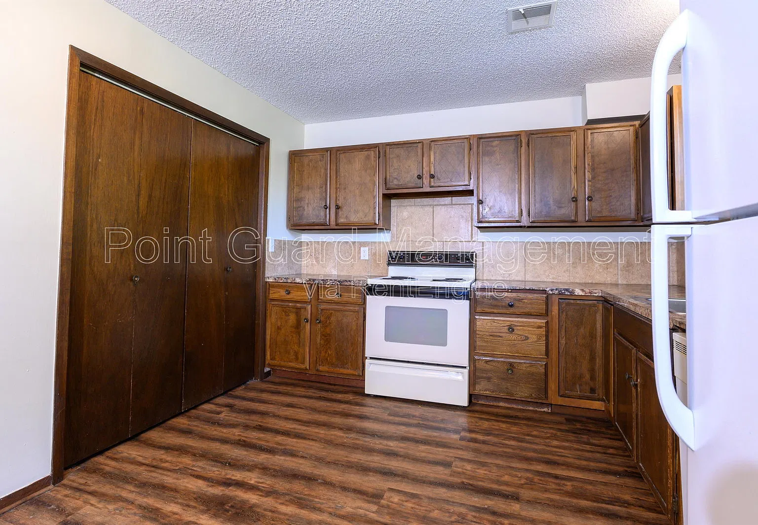 2 bed, 1.0 bath, 800 sqft, $825 — Photo 4