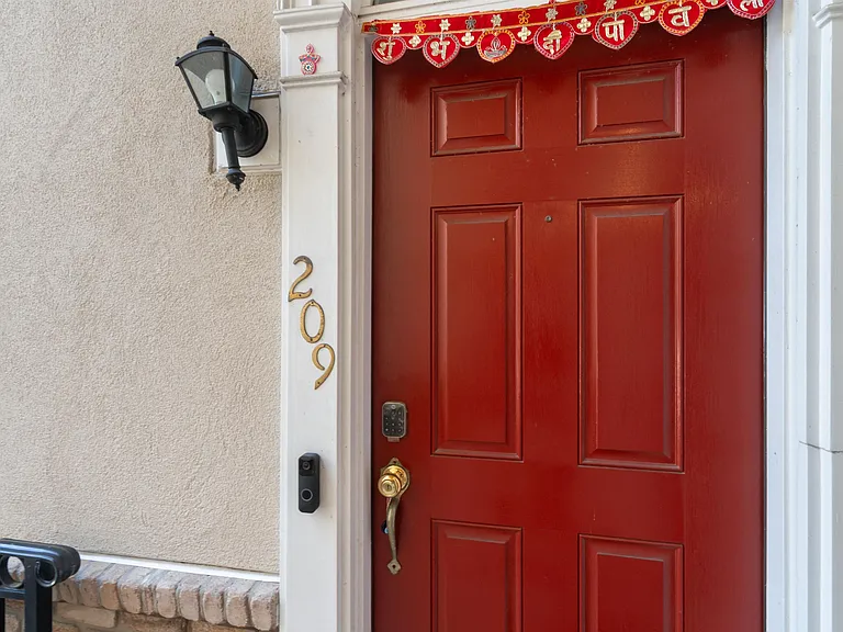209 Blue Heron Dr — Photo 46
