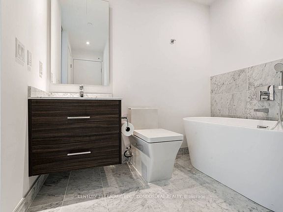 2nd image of 488 University Ave #3512