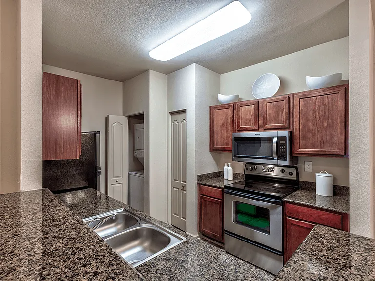The Reserve at North River Apartments — Photo 31