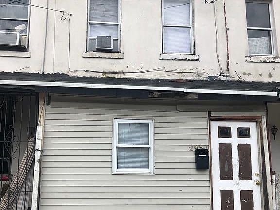 5th image of 2955 N American St