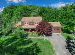 9496 W Hill Rd, Boston, NY 14025