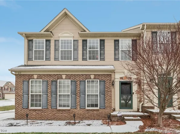617 Valley Brooke Ln, Macedonia, OH 44056