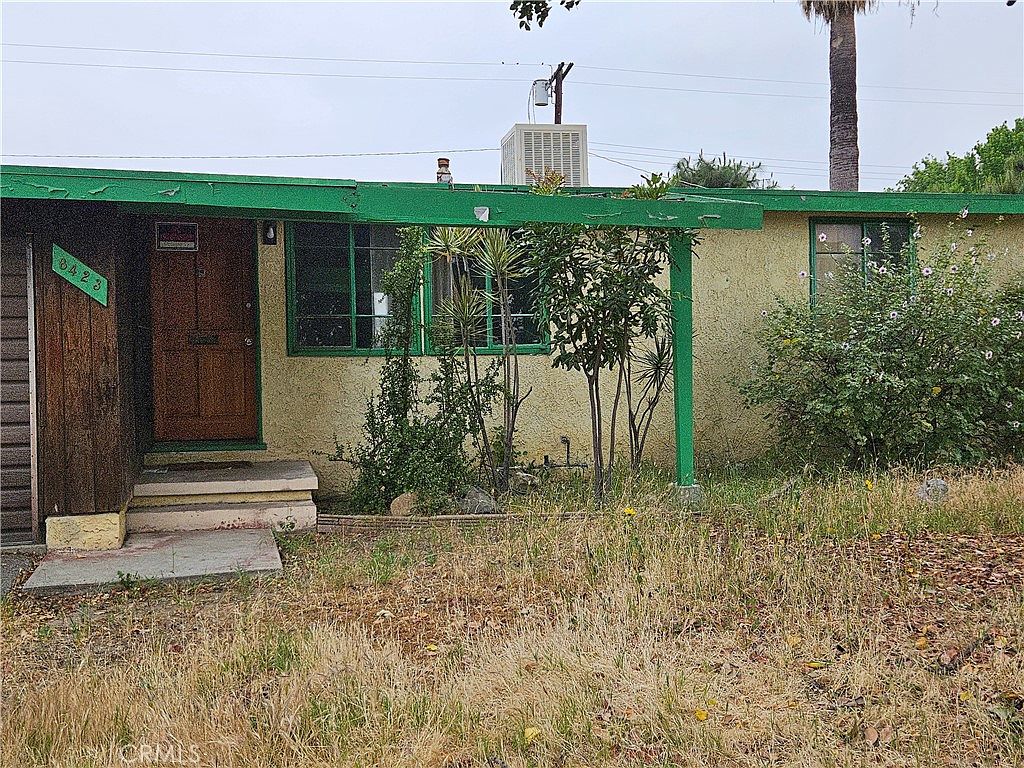 a〜o 8423 Prospect Ave, Santee, CA 92071 | MLS# 240010892 | Redfin