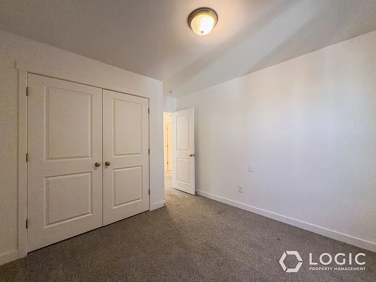11627 S Frost View Ln — Photo 16