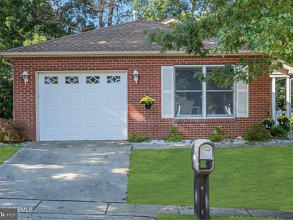 3rd image of 1460 Forelle Ln