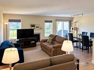 2 bed, 2.5 bath, 2022 sqft, $3,500 — Photo 3