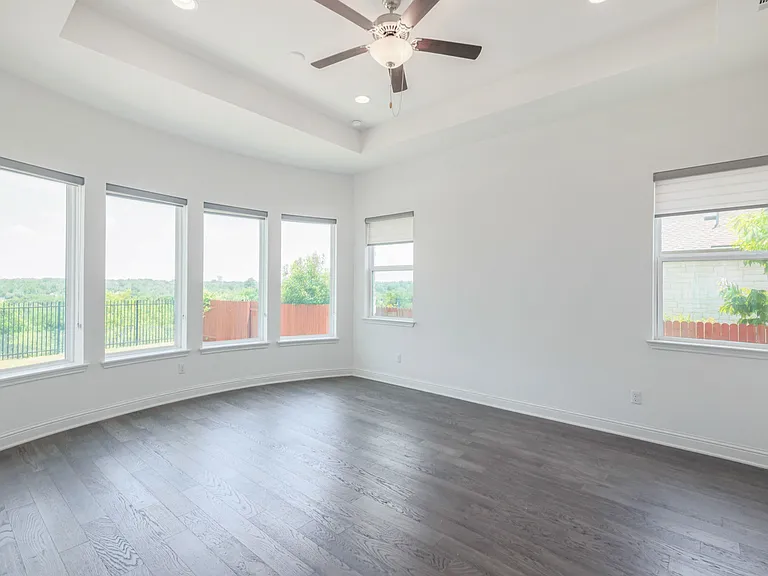 4413 Edgewater Dr — Photo 17