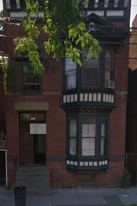 1st image of 3245 6th Ave