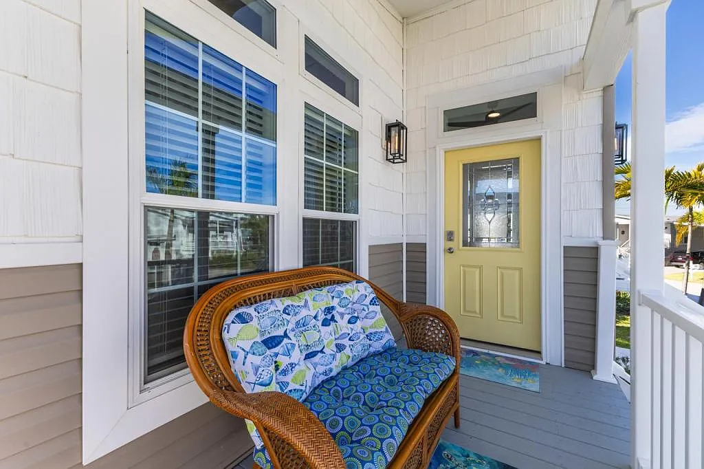 12581 Coconut Dr — Photo 2