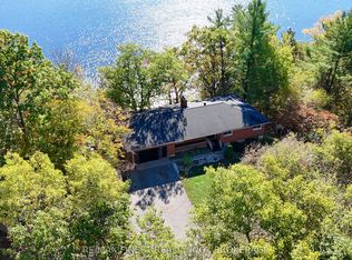 4236 Pine Ridge Dr, South Frontenac, ON K0H2W0