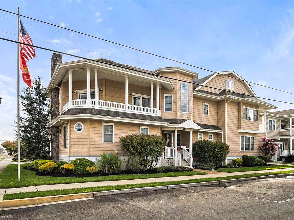 2nd image of 301 Farragut Rd