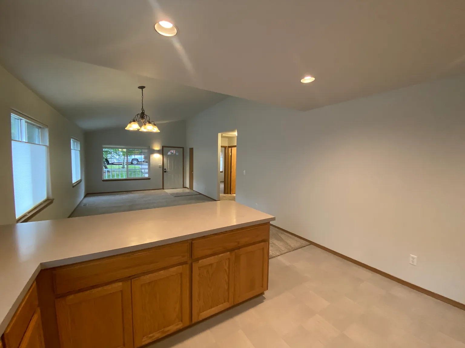 2 bed, 1073 sqft, $2,795 — Photo 3