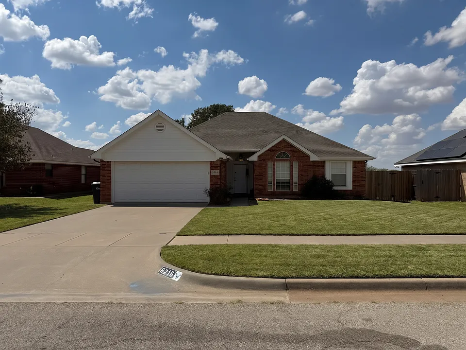 5216 Air Force Dr
