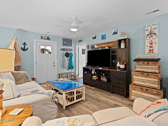 4th image of 102 NW 16th Street