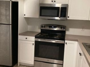 Flats at West End, Muncie, IN 47305