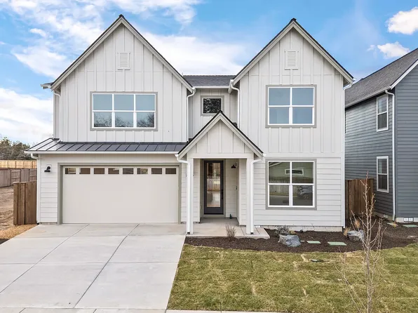 2155 SW 43rd St, Redmond, OR 97756