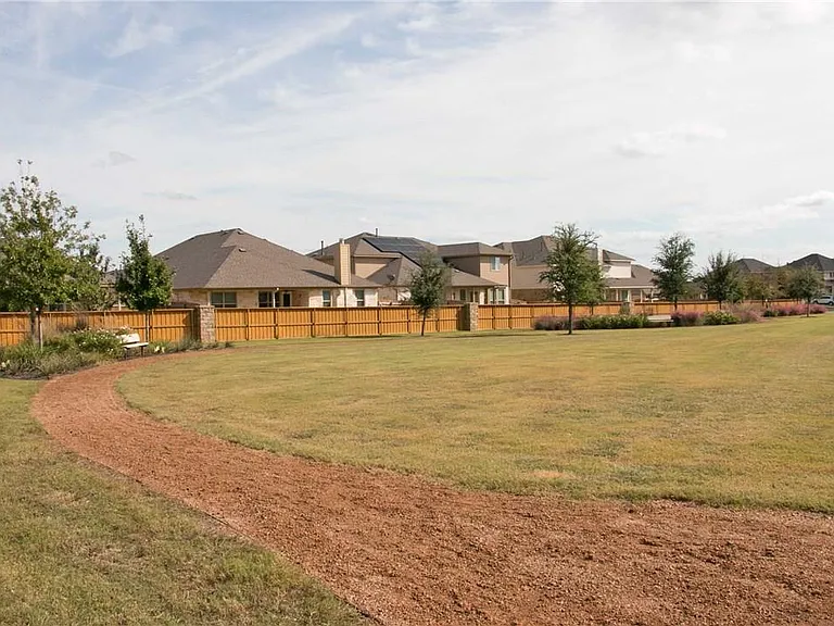 624 Carly Ann Ln — Photo 23