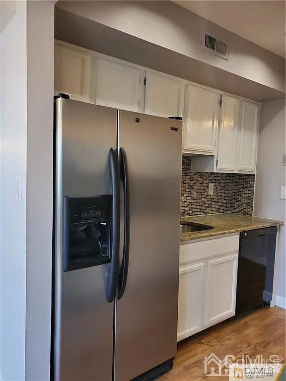 2 bed, 2.0 bath, $2,300 — Photo 3